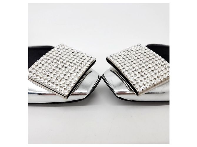 Roger Vivier Rogers Vivier Flache Schuhe - Ansicht 2