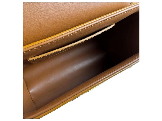 Borsa a Spalla in Pelle Epi Louis Vuitton Cammello - vista 5