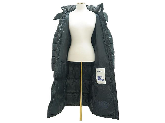 Burberry Casaco longo acolchoado com cinto para mulher em nylon preto com capuz destacável - vista 16