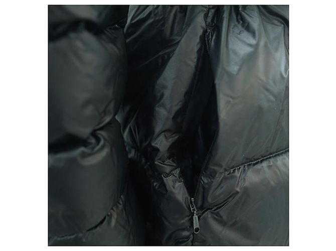 Burberry Casaco longo acolchoado com cinto para mulher em nylon preto com capuz destacável - vista 19