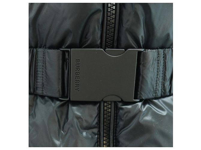Burberry Casaco longo acolchoado com cinto para mulher em nylon preto com capuz destacável - vista 28