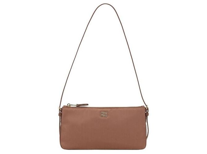 Miu Miu Mini Pochette de Cetim Marrom - vista 4