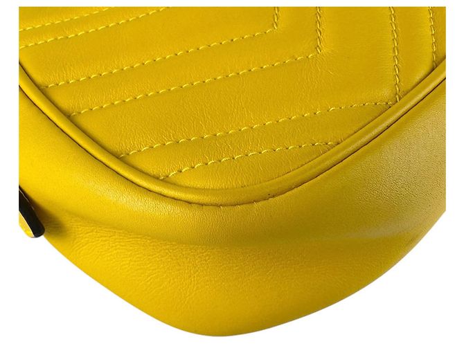Borsa a tracolla Gucci GG Marmont D'oro Giallo - vista 8