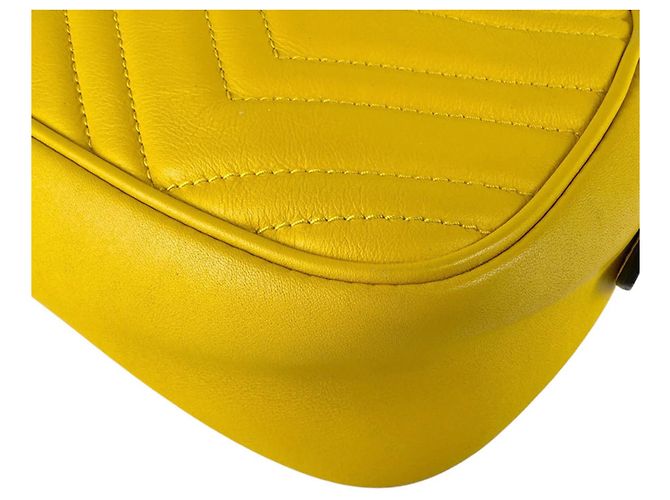 Borsa a tracolla Gucci GG Marmont D'oro Giallo - vista 9