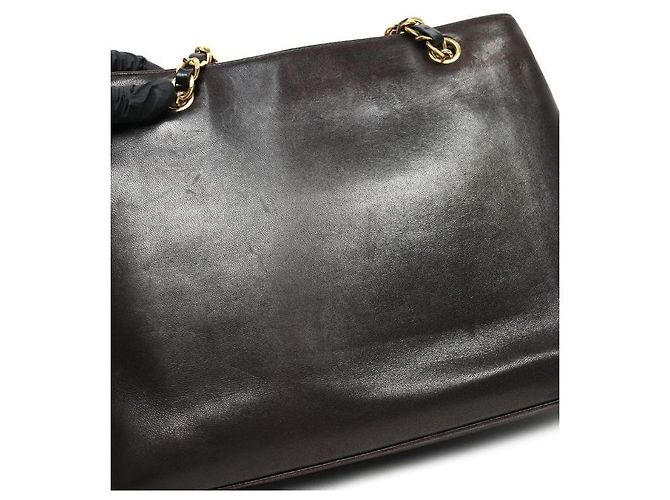 Chanel Borsa a spalla in agnello nero con catena e tasca CC Golden Ball - vista 7