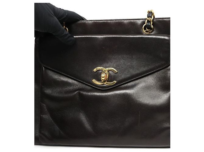 Chanel Borsa a spalla in agnello nero con catena e tasca CC Golden Ball - vista 9