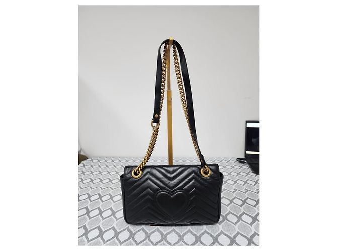 Borsa a Spalla Medium GG Marmont in Pelle di Vitello Matelassé Nera GUCCI Nero - vista 3