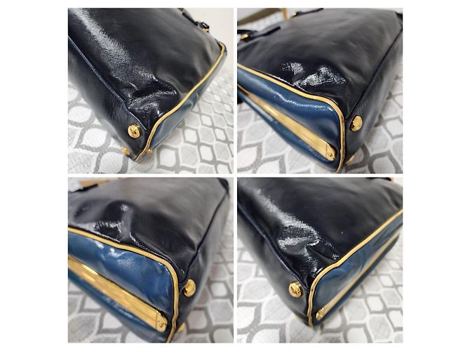 Borsa Pyramid in Vernice Saffiano Prada Blu Navy - vista 12