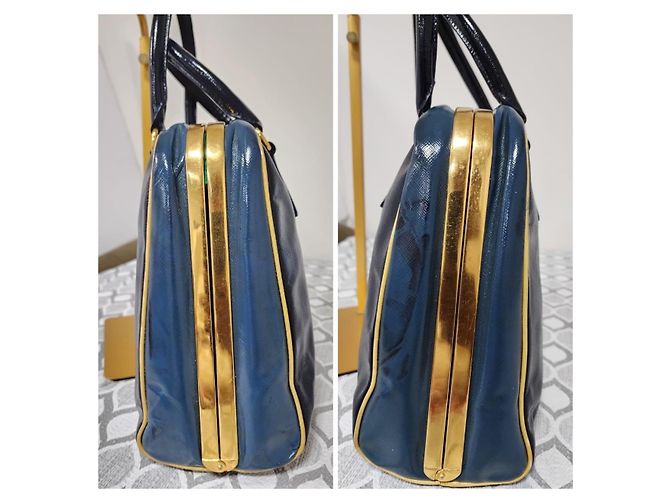 Borsa Pyramid in Vernice Saffiano Prada Blu Navy - vista 6