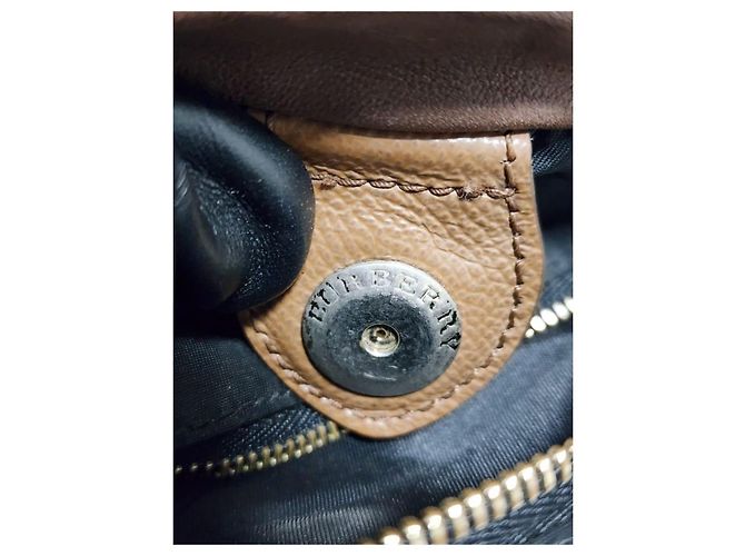 Borsa a tracolla in pelle Burberry con cordoncino marrone - vista 6
