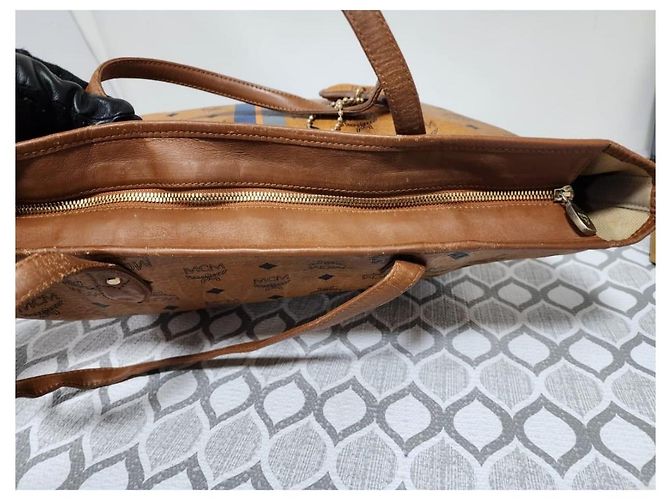 Borsa tote a righe MCM Visetos color cognac - vista 9