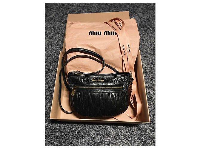 Borsa a Spalla Matelassé Miu Miu Nero - vista 2