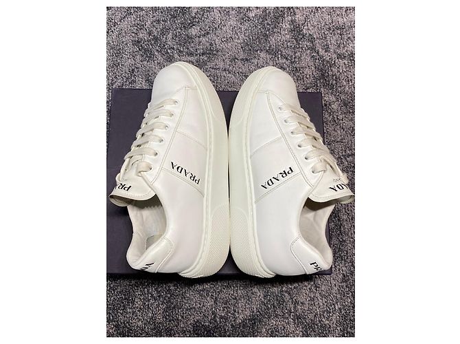 Sneakers in pelle bianca Prada Bianco - vista 2