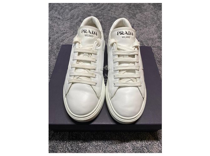 Sneakers in pelle bianca Prada Bianco - vista 4
