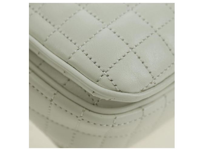 Céline Bolso de hombro Celine C Medium de cuero negro y dorado Auth mr2314SAV - vista 15