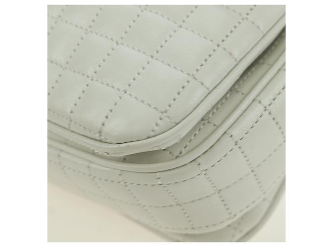 Céline Bolso de hombro Celine C Medium de cuero negro y dorado Auth mr2314SAV - vista 16