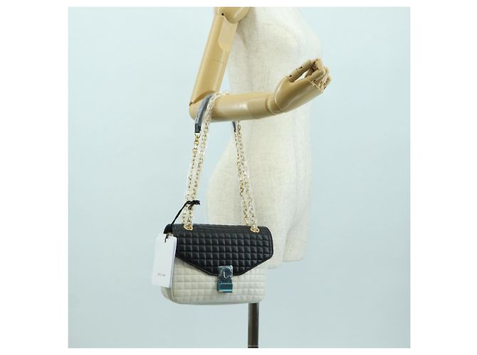 Céline Bolso de hombro Celine C Medium de cuero negro y dorado Auth mr2314SAV - vista 26