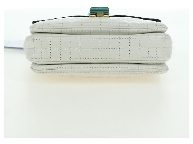 Céline Bolso de hombro Celine C Medium de cuero negro y dorado Auth mr2314SAV - vista 5