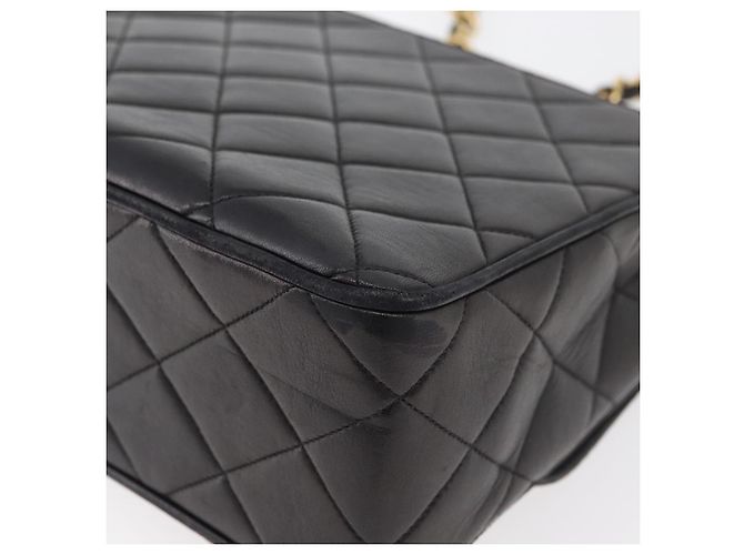 CHANEL Borsa a Spalla Matelassé in Pelle di Agnello Nera Oro CC Auth 175090SAV Nero D'oro - vista 17