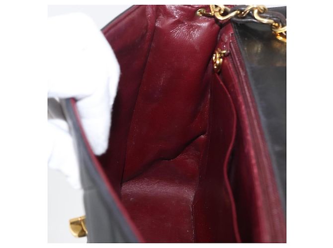 CHANEL Borsa a Spalla Matelassé in Pelle di Agnello Nera Oro CC Auth 175090SAV Nero D'oro - vista 23