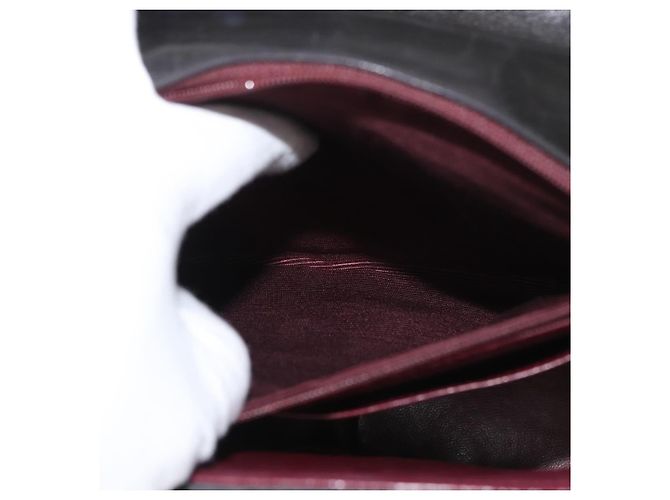 CHANEL Borsa a Spalla Matelassé in Pelle di Agnello Nera Oro CC Auth 175090SAV Nero D'oro - vista 25