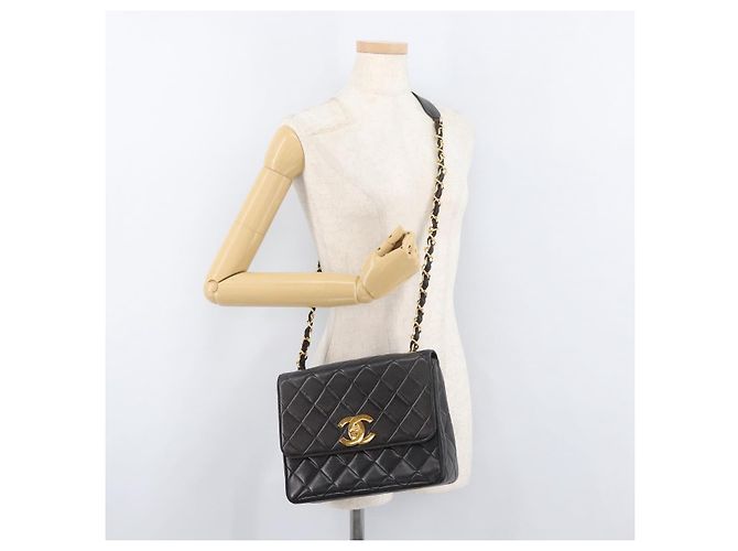 CHANEL Borsa a Spalla Matelassé in Pelle di Agnello Nera Oro CC Auth 175090SAV Nero D'oro - vista 26