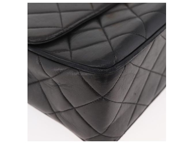 CHANEL Borsa a Spalla Matelassé in Pelle di Agnello Nera Oro CC Auth 175090SAV Nero D'oro - vista 8