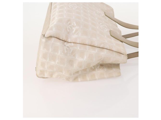 CHANEL Nuova Linea da Viaggio Borsa Tote Nylon 2 Set Beige CC Auth ti3894 - vista 4