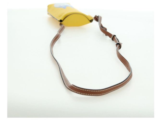 LOEWE - Borsa Totoro Medium Gate Pocket in pelle gialla Auth 167254SM di Studio Ghibli Giallo - vista 7