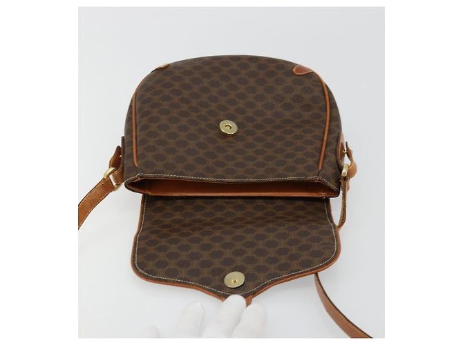 Edge Céline Borsa a Spalla in Tela Macadam CELINE in Pelle PVC Marrone Oro Auth BA12236 D'oro - vista 18