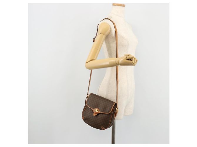 Edge Céline Borsa a Spalla in Tela Macadam CELINE in Pelle PVC Marrone Oro Auth BA12236 D'oro - vista 25
