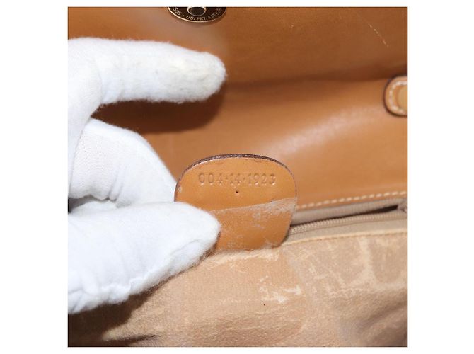 Gucci Borsa a Spalla Micro GG Supreme in PVC Avorio Oro 004 14 1923 Auth 176849 D'oro Crudo - vista 12