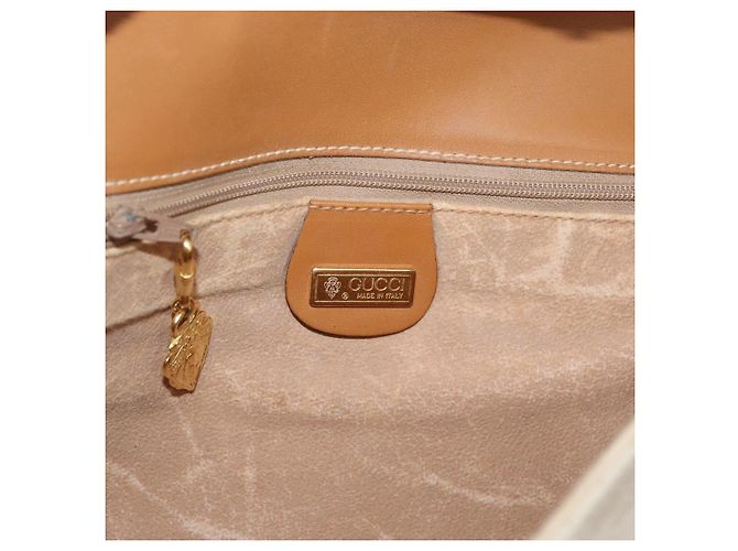 Gucci Borsa a Spalla Micro GG Supreme in PVC Avorio Oro 004 14 1923 Auth 176849 D'oro Crudo - vista 18