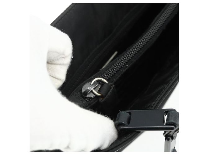 PRADA Borsa a mano con catena in nylon nero Auth 176700 - vista 22