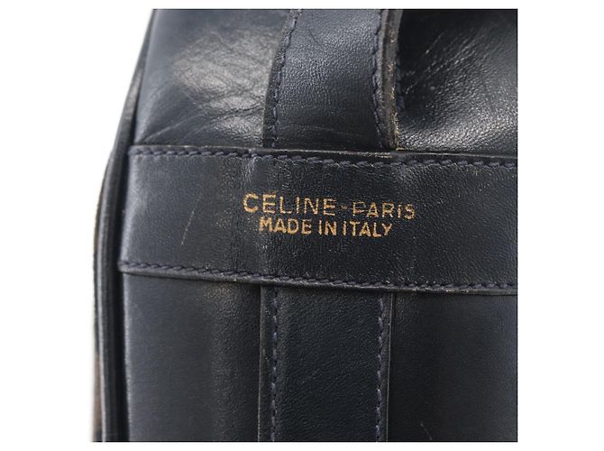 Céline Borsa a Spalla in Tela Macadam Medallion CELINE Nero Oro Auth 176882 D'oro - vista 11