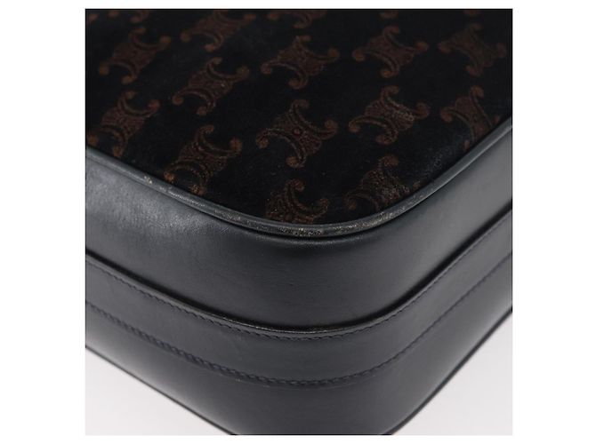 Céline Borsa a Spalla in Tela Macadam Medallion CELINE Nero Oro Auth 176882 D'oro - vista 15
