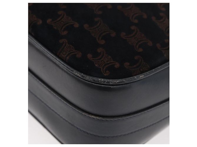 Céline Borsa a Spalla in Tela Macadam Medallion CELINE Nero Oro Auth 176882 D'oro - vista 16
