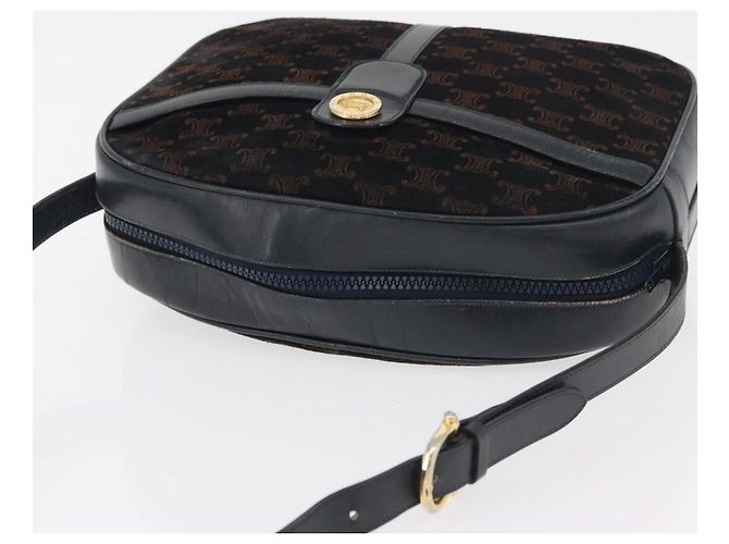 Céline Borsa a Spalla in Tela Macadam Medallion CELINE Nero Oro Auth 176882 D'oro - vista 6