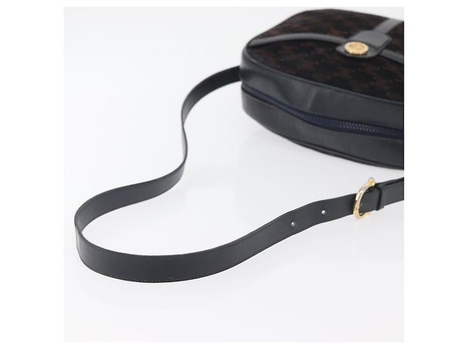 Céline Borsa a Spalla in Tela Macadam Medallion CELINE Nero Oro Auth 176882 D'oro - vista 7