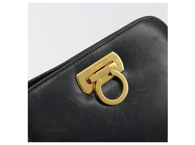 Borsa a Spalla Gancini in Pelle Salvatore Ferragamo Blu Navy Oro Auth 177157 D'oro - vista 9