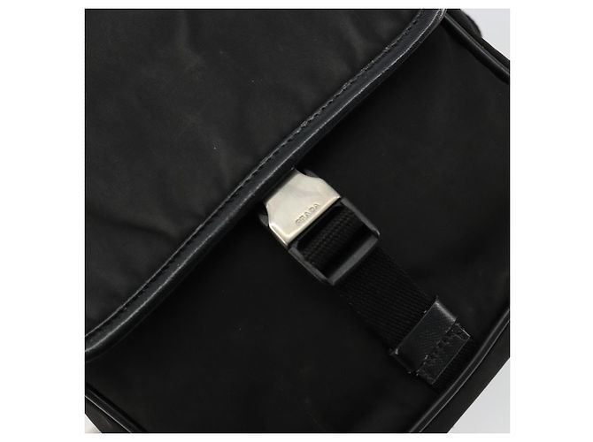 Bolsa de Ombro PRADA em Nylon Preto Prata Autêntica bs34675 - vista 19