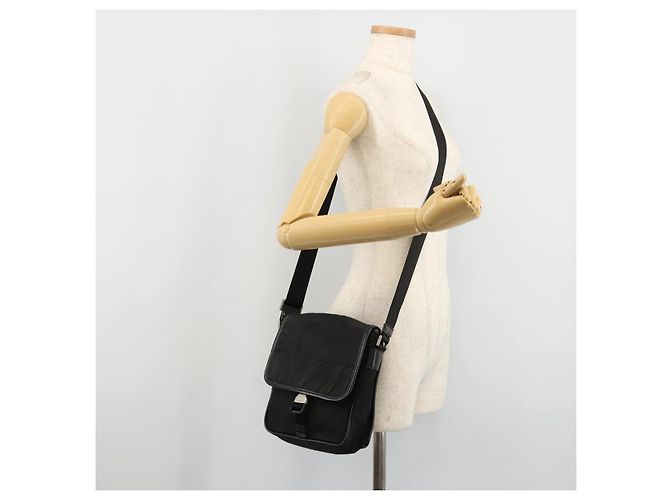 Bolsa de Ombro PRADA em Nylon Preto Prata Autêntica bs34675 - vista 26
