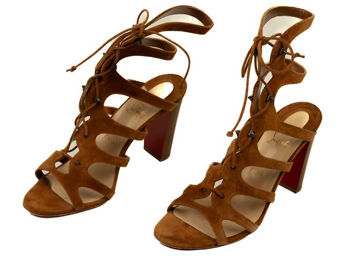 Sandali Christian Louboutin Amazoudur 85 in suede marrone - vista 4