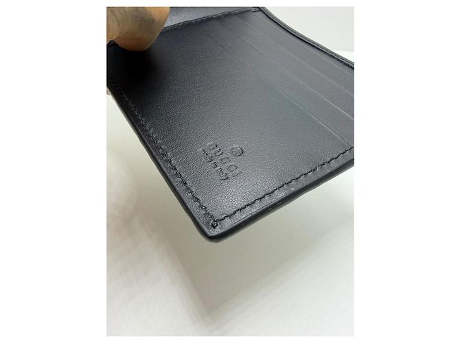 Gucci GG Emblem Wallet in Black Leather - view 3