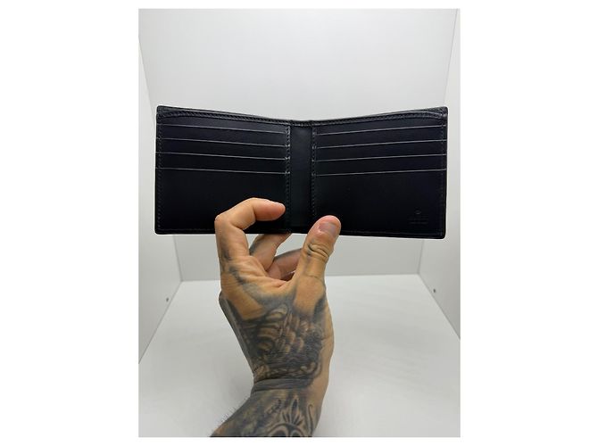 Gucci GG Emblem Wallet in Black Leather - view 6