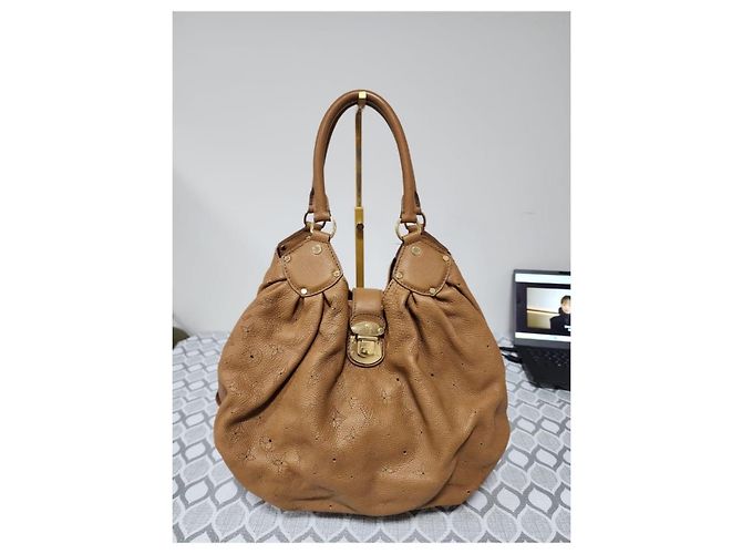 LOUIS VUITTON Borsa Hobo Mahina L Marrone - vue 12