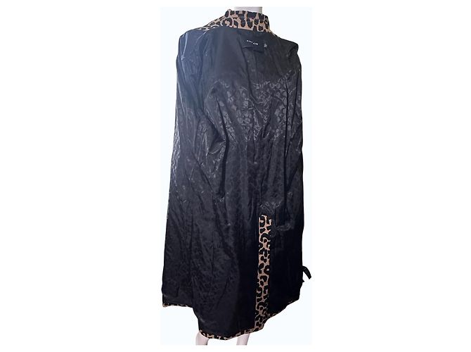 Gabardina Coach Oversize Estampado de Leopardo Multicolor - vista 10