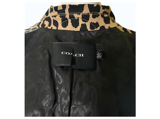Gabardina Coach Oversize Estampado de Leopardo Multicolor - vista 11