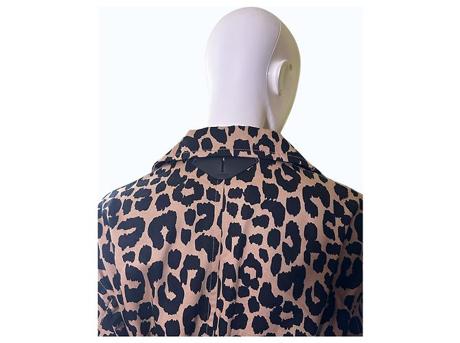 Gabardina Coach Oversize Estampado de Leopardo Multicolor - vista 9