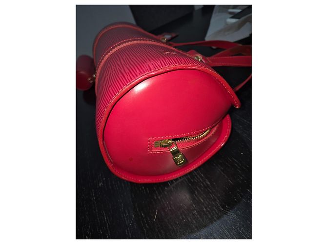 Soufflot Borsa Louis Vuitton in pelle Epi rossa Rosso - vista 4